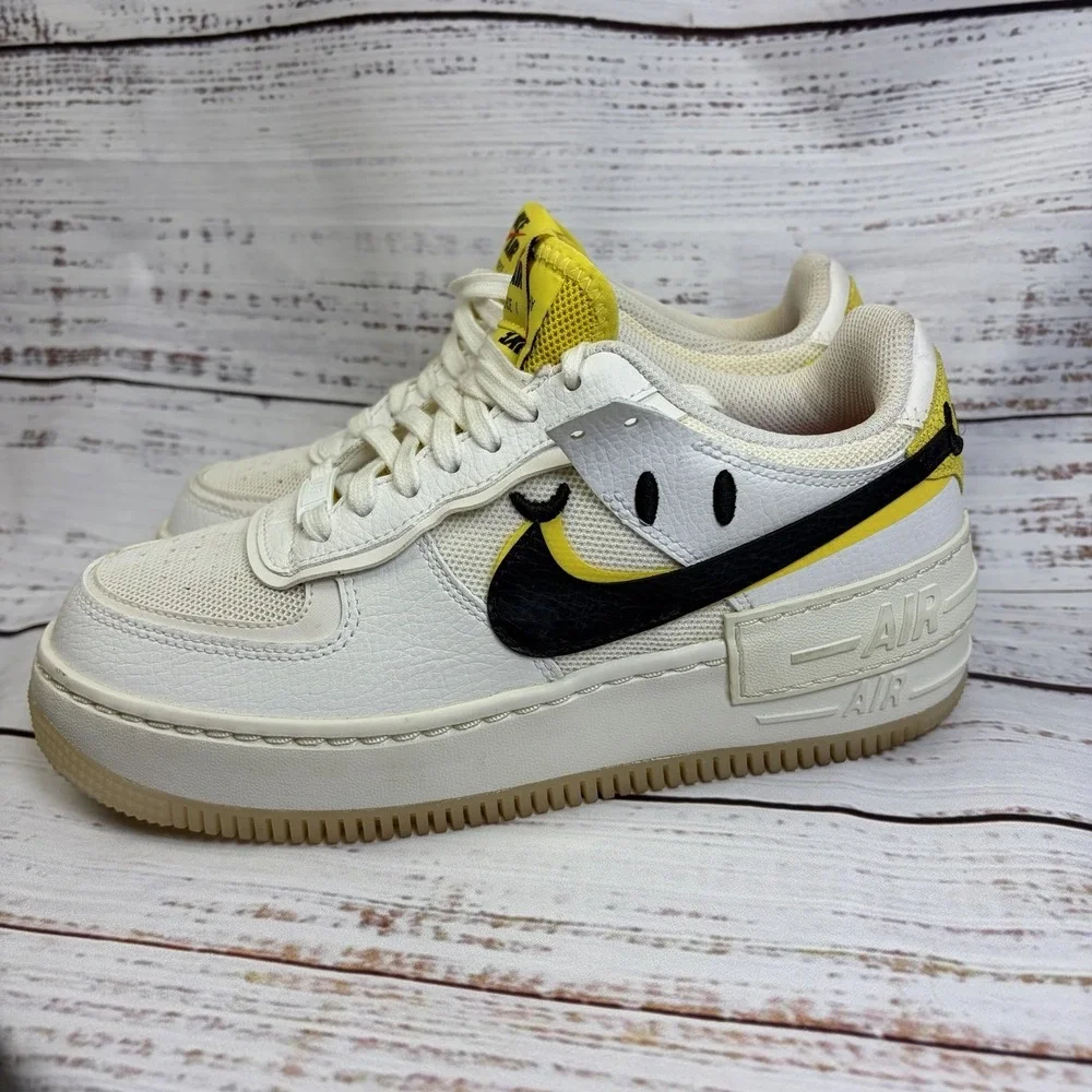 Nike Air Force 1 Shadow 'Go the Extra Smile' White Sneakers, Size 7.5 DO5872-100